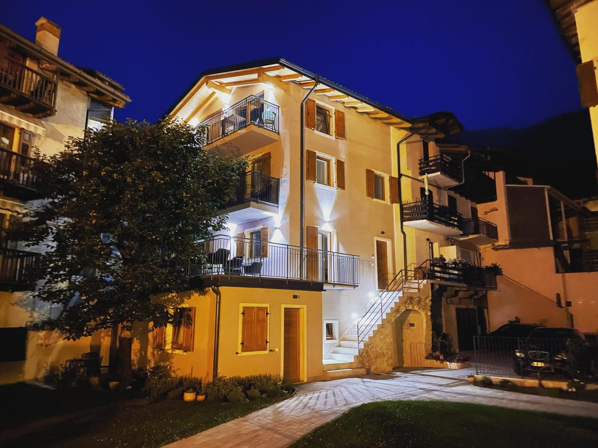 B&B Nalu Arco Extérieur photo